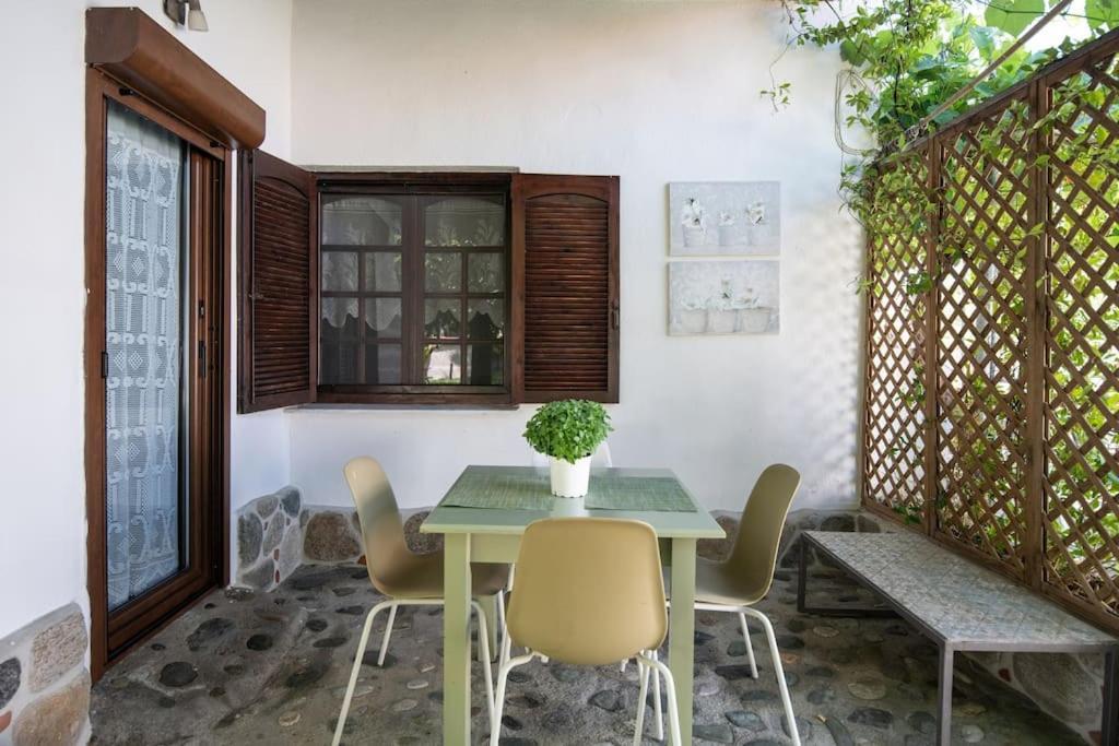 Traditionelles Appartement Athos Shadow Am Meer Paralia Sikias ภายนอก รูปภาพ